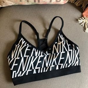 NWOT Nike sports bra